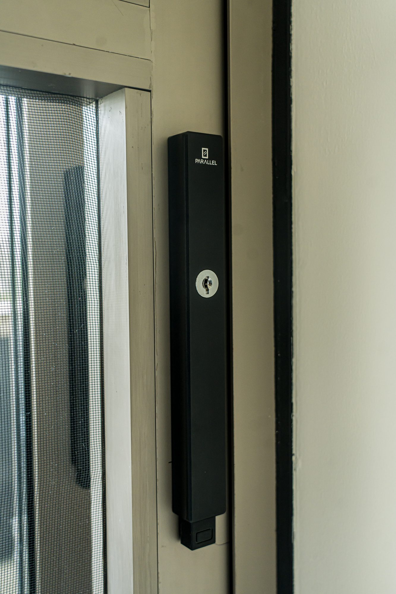 Concealed multi-point lock detail